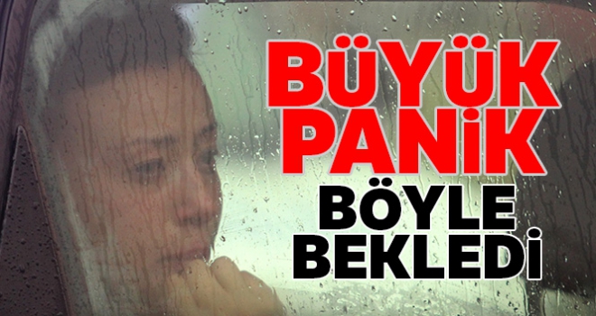 Kadın öğretmen aracıyla suda mahsur kalınca büyük panik yaşadı