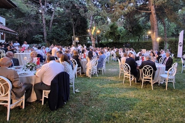 BUSİADdan yaza umut vurgulu merhaba