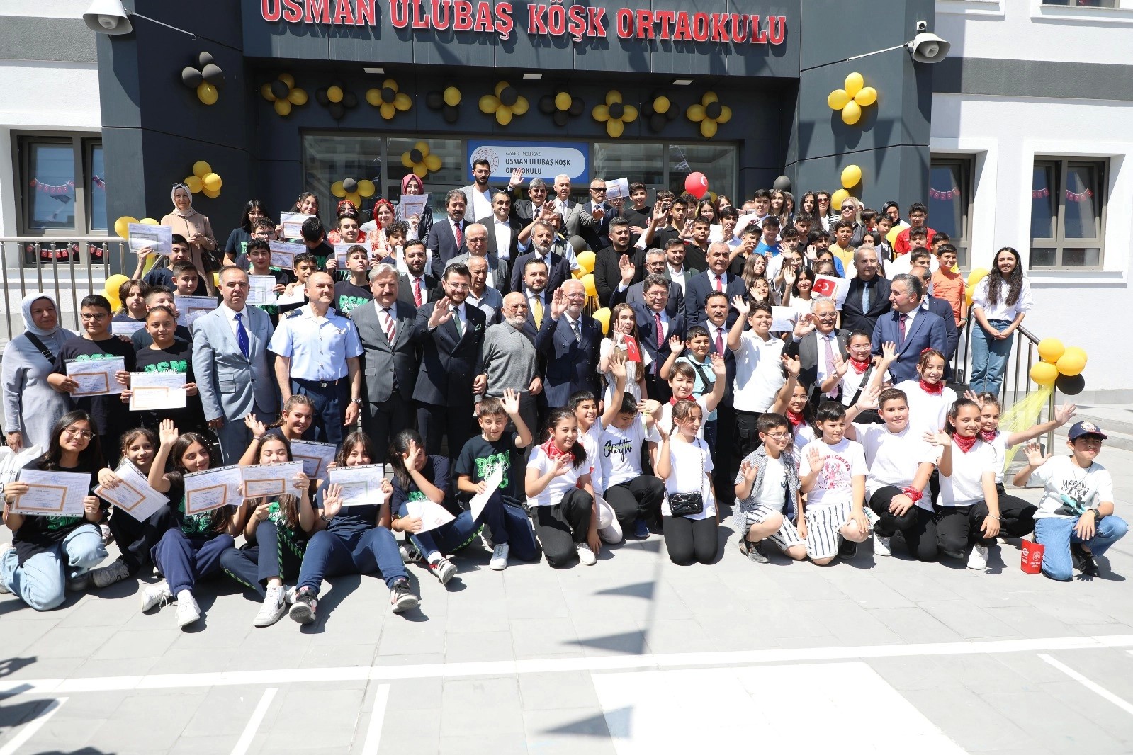 Kayseri Melikgazide karne heyecanı