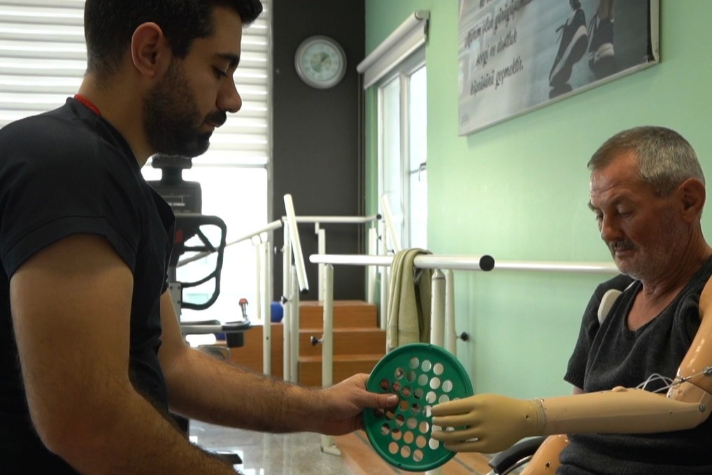 Gaziantep’ten umut yayıldı: Buğday Tanesi Merkezinden 11 ile destek