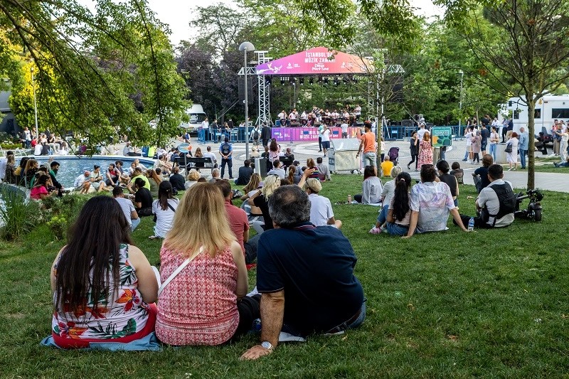 İstanbulda 21 Haziranda meydanlar müziğe açılacak