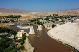 Hasankeyf'te sular yükselmeye başladı