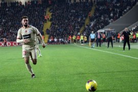 Gaziantep 0-2 Galatasaray Maç Özeti ve Golleri İzle | Gaziantep Galatasaray Kaç Kaç Bitti?