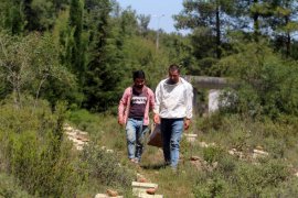 Okul harçlığı için başladığı arcılık gelir kapısı oldu