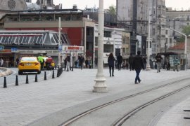 Taksim'de dikkat çeken yoğunluk