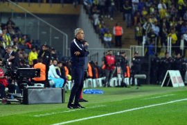 ÖZET İZLE: Fenerbahçe: 3-2 Kasımpaşa Maç Özeti ve Golleri İzle | FB Kasımpaşa Kaç Kaç Bitti?