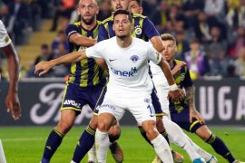 ÖZET İZLE: Fenerbahçe: 3-2 Kasımpaşa Maç Özeti ve Golleri İzle | FB Kasımpaşa Kaç Kaç Bitti?