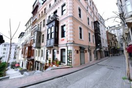 Taksim Meydanı ve İstiklal Caddesi bomboş kaldı