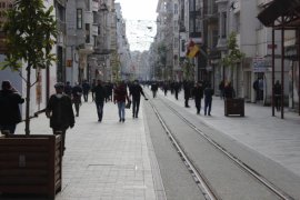 Taksim'de dikkat çeken yoğunluk