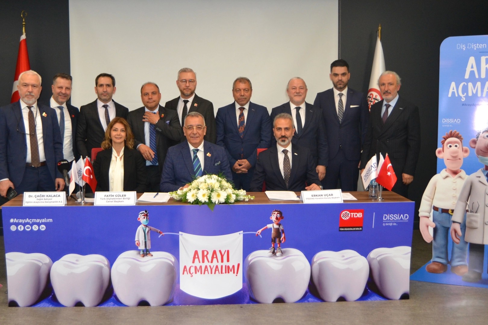Diş Hekimleri'nden 'arayı açmayalım' vurgusu
