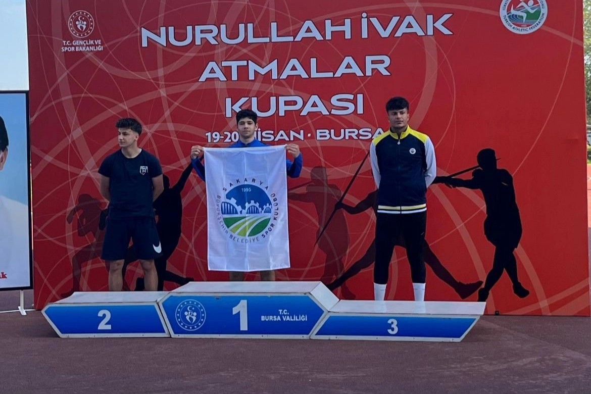 Sakaryalı atletizmciler Bursa’da şampiyon oldu