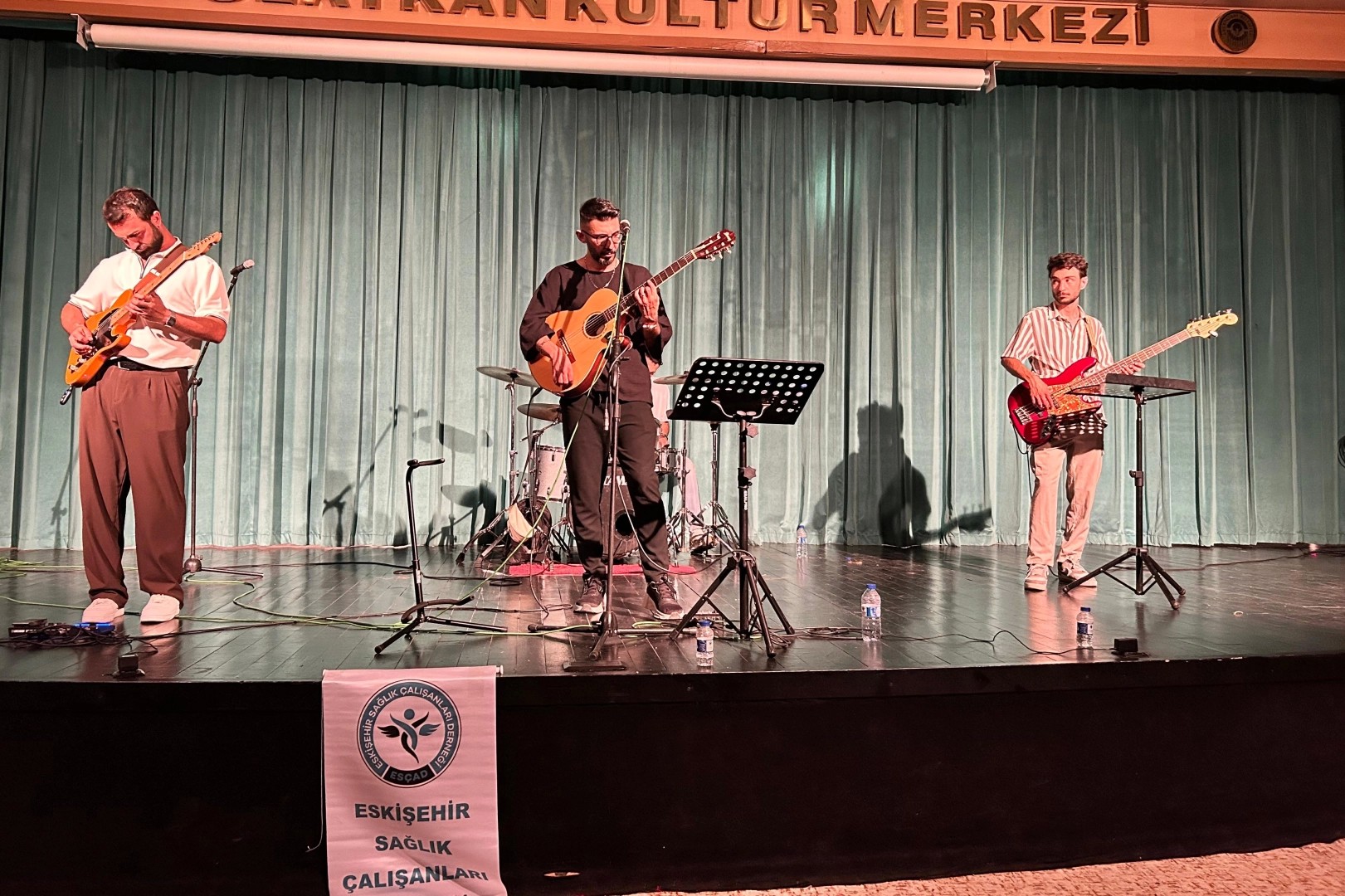 ESÇAD Tiyatro Ekibi’nden 2025’in ilk gösterisi