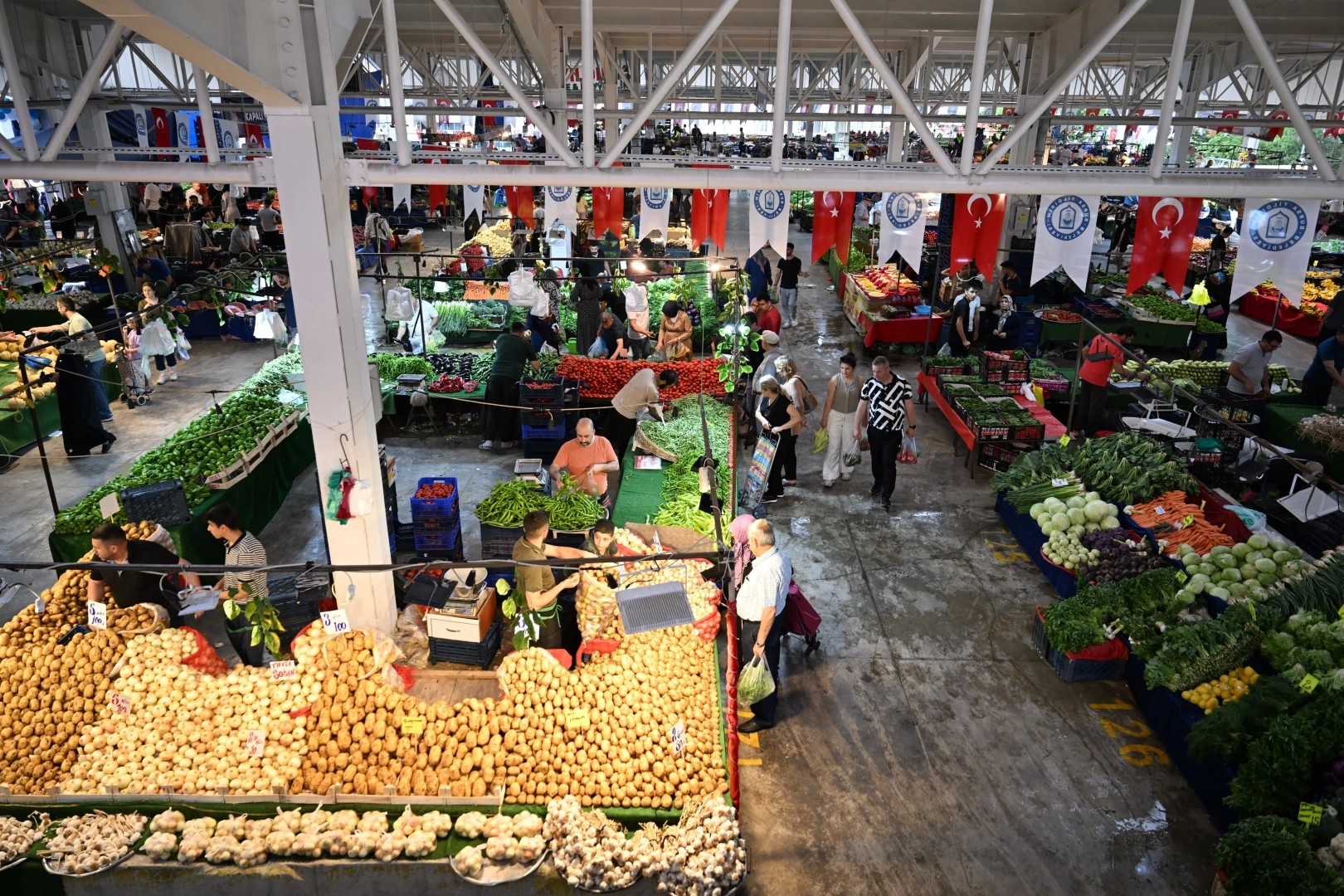 Bursa Yıldırım Bağlaraltı'na modern pazar alanı