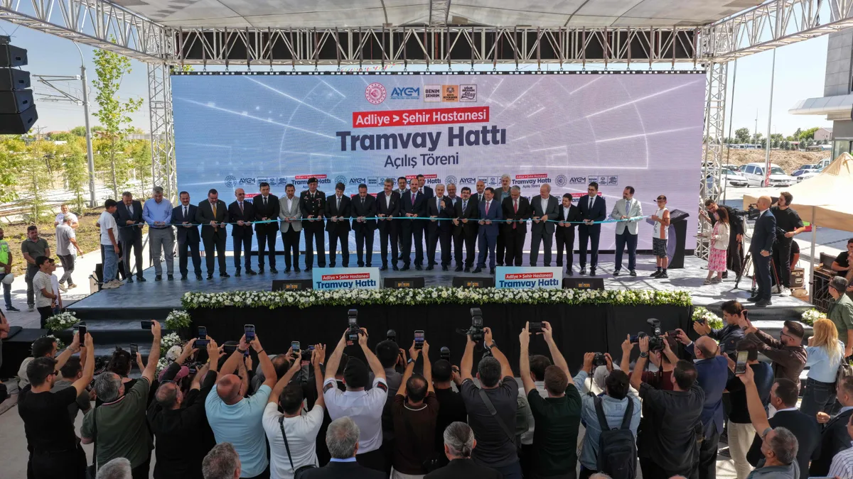 Konya’nın raylı sistem ağını güçlendirecek Adliye-Şehir Hastanesi Hattı açıldı